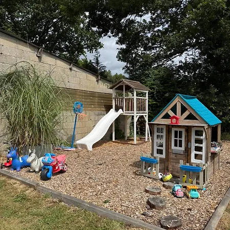 וילה Forest Saint-Clair-de-Halouze